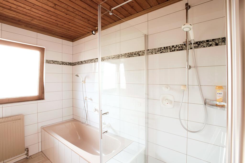 Haus Fink Apartment Innsbruck Bagian luar foto