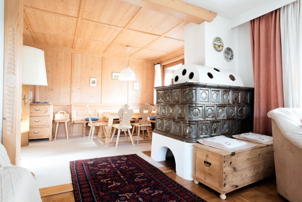 Haus Fink Apartment Innsbruck Bagian luar foto